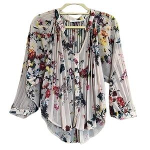 Bishop + Young Accordion Pleated Sheer Floral Blouse Size Small